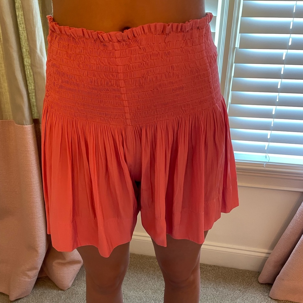 Koch shorts! Size small